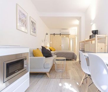 Carrer de les Balears, Barcelona, Catalonia 08023 - Photo 5