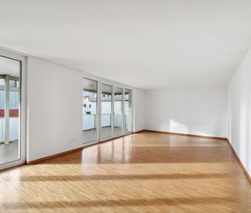 Lichtdurchflutete 3.5 Zimmerwohnung in Sissach - Photo 5