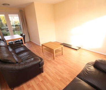 Sale Road, Northern Moor, Manchester, M23 - Photo 3