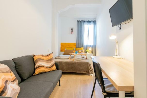 Carrer d'Honorat Juan, Valencia, Valencian Community 46007 - Foto 1