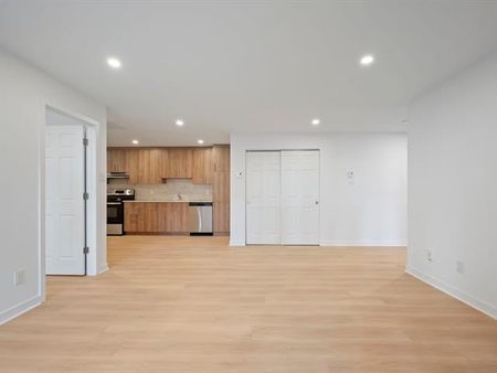 Unit 406: Entire unit - Photo 5