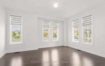 For Lease - 1554 Devine Point, Milton, Ontario - Photo 2