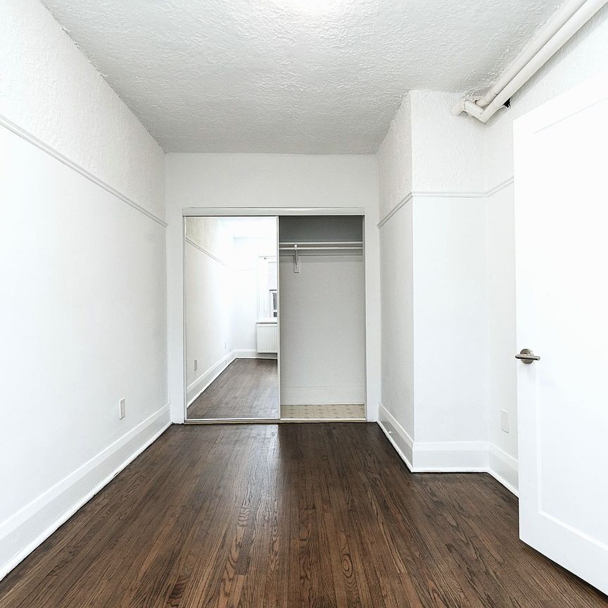 For Lease - 100 Vaughan Road Unit# 27, Toronto, Ontario - Photo 1