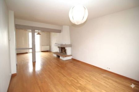 Appartement 5 pièces - - Photo 2