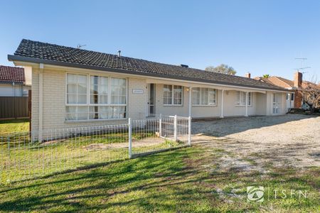 444 Napier Street, White Hills - Photo 5