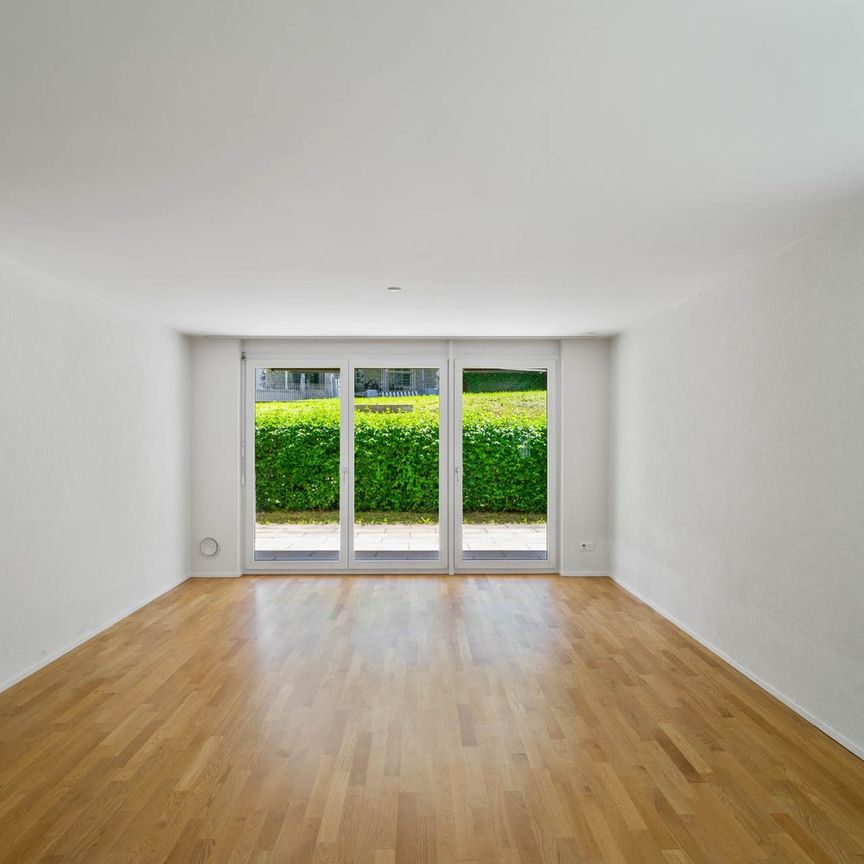 "Modern apartment in the west of St. Gallen city!" - Photo 1