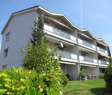 LIVING COMFORTABLY IN BÜLACH - Photo 2