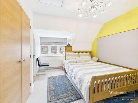 Freshers Grove, Earley, Reading, Berkshire, RG6 - Photo 5