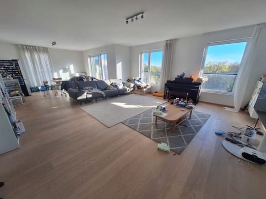 Appartement te huur - Photo 1