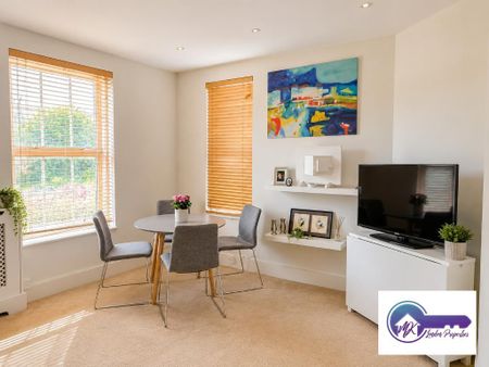 3 Bedroom Flat To Rent - Photo 2