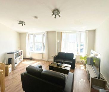 2 bedroom flat to rent - Photo 4