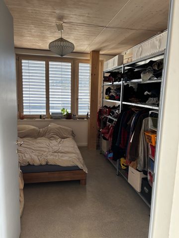 APPARTEMENT DE 4 PIÈCES ET DEMIE À BERNE - AUSSERHOLLIGEN, MEUBLÉ, TEMPORAIRE - Photo 2