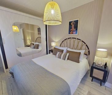 Queenswood Drive, Headingley - Photo 3