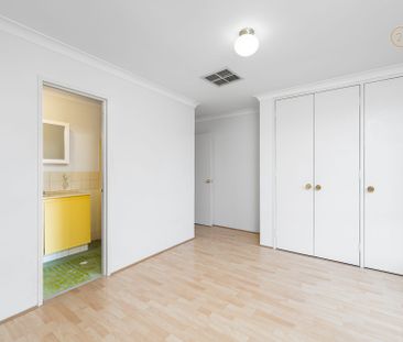 Great Size 4 Bedroom Home with Great Location!!!!!! @ $850 Per Week - Photo 6