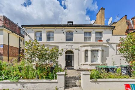 3 bedroom flat to rent - Photo 2