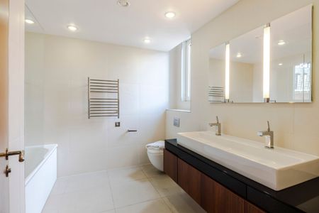 Weymouth Street, Marylebone, London, W1W - Photo 3