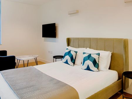 One Bedroom Standard Open Plan - Photo 4