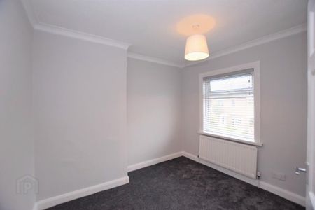 7 Strandburn Park, Belfast, BT4 1ND - Photo 3