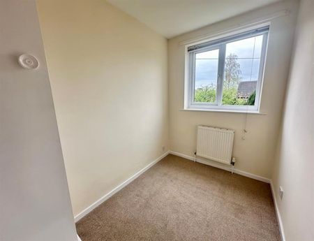 3 Bedroom End Terrace To Let - Photo 2