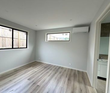 Brand New Granny Flat for Rent – Private & Modern Living in Pallara - Photo 1