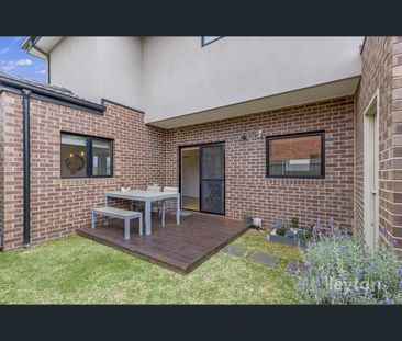 1/27 Stephenson Street, Springvale, Vic 3171 - Photo 1