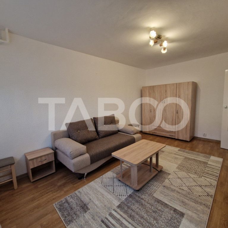 Garsoniera decomandata mobilata utilata 28 mp utili in zona - Fotografie 1