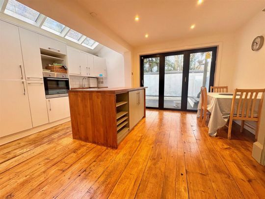 Claxton Grove, London - Photo 1