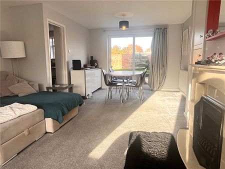 3 Bedroom House To Rent - Photo 3