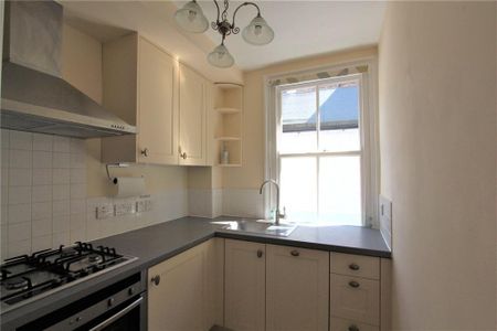 3 bedroom terraced house to rent - Photo 5