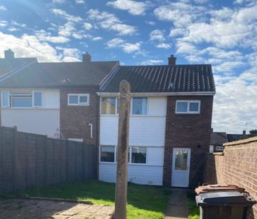 2 bedroom end of terrace house to rent - Photo 5