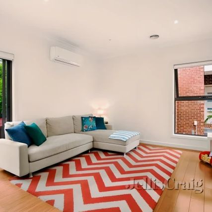 2 Bed, 1 Bath - Photo 1