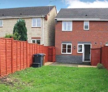 3 bedroom semi-detached house to rent - Photo 6