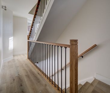 For Lease - 22 Grant Avenue Unit# 2, Hamilton, Ontario - Photo 2