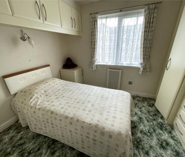 2 bedroom bungalow to rent - Photo 3