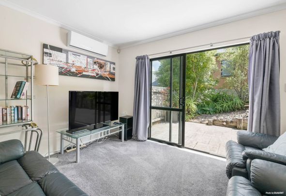 TWO LEVEL/TWO BEDROOMS-WALDORF CRES, OREWA - Photo 1