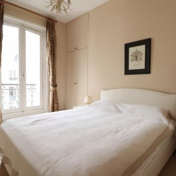 Appartement • Mairie - Photo 1