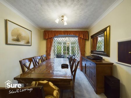 3 bedroom detached house to rent - Photo 4