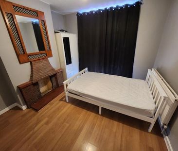 4 bedroom house share to rent - Photo 1