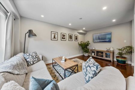 For Lease - 58 Lockheed Crescent Unit# Upper, Brampton, Ontario - Photo 4