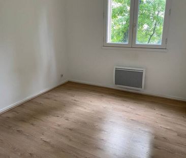 Location appartement t2 à Aubenas (07200) - Photo 4