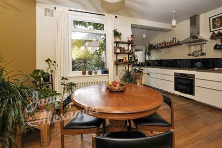 2 bedroom terraced house to rent - Photo 3