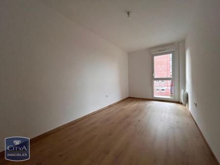 Location Appartement 3 pièces 75m² ARMENTIERES 59280 - Photo 4