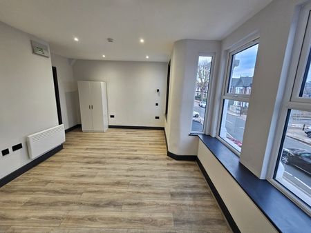 Studio Flat, London, SE6 - Photo 5