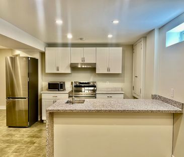 For Lease - 28 El Dorado Street, Richmond Hill, Ontario - Photo 1