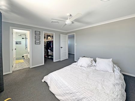 Luxury Family Living with Water Views in Southlakes Estate - Photo 5