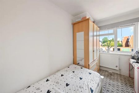 3 bedroom detached house to rent - Photo 5