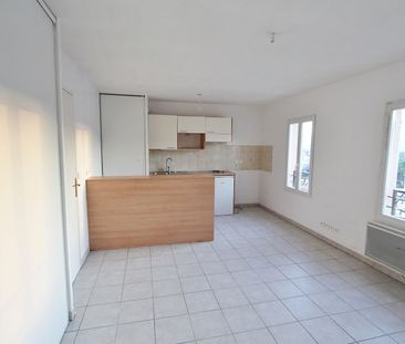 Location Appartement 2 pièces 38m² - Photo 3