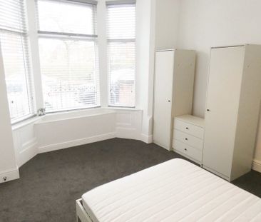 Holmfield Road, Preston - Photo 4