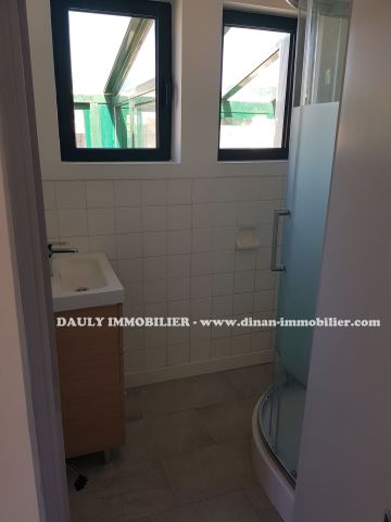 Location Maison 3 pièces 77m² VILDE GUINGALAN 22980 - Photo 4