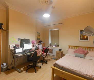 Rothbury Terrace, Heaton, Newcastle Upon Tyne - Photo 4